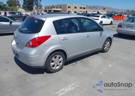 2009 Nissan Versa 1.8Sl z USA, uszkodzony, nr VIN 3N1BC13E09L372132